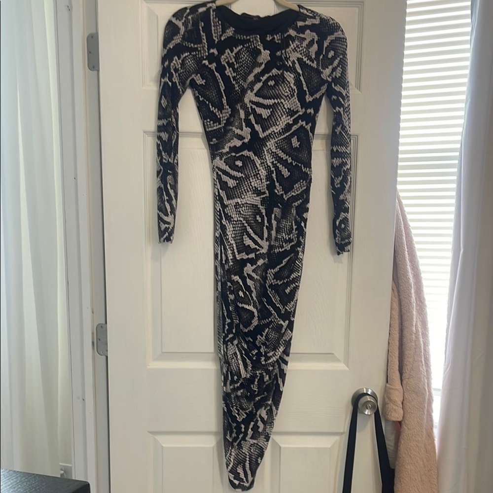 Stylish Black and White Patterned Dress side slit